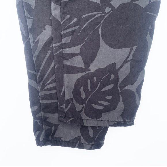 3/$25 GAP Botanical Print Joggers - Size Small - Picture 3 of 3